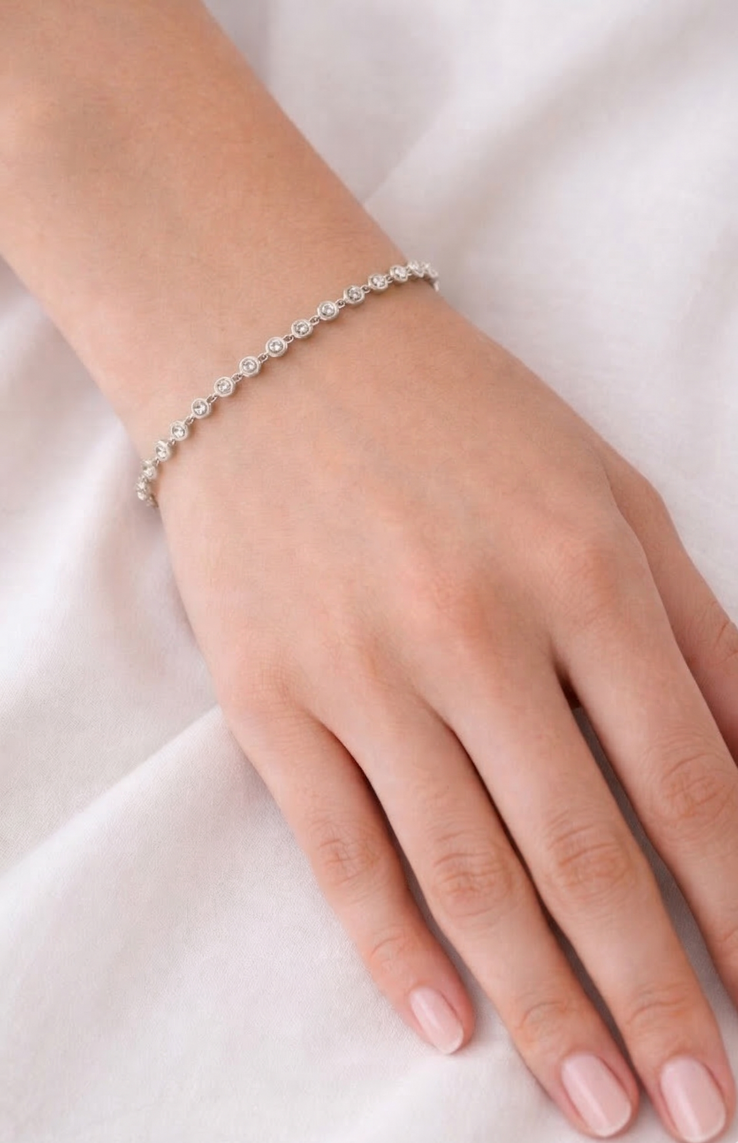 Diamond Bezel Link Bracelet