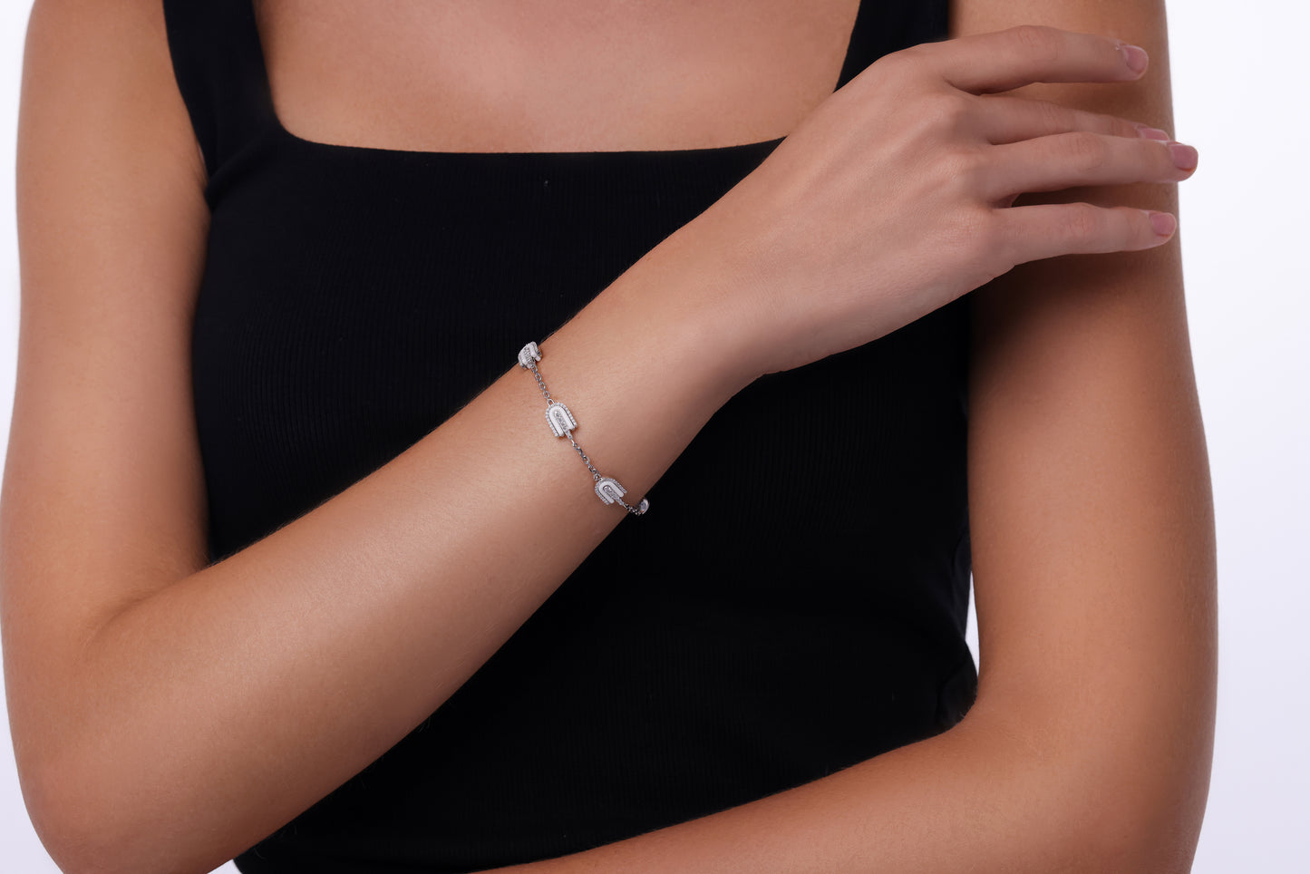 U Chain Bracelet