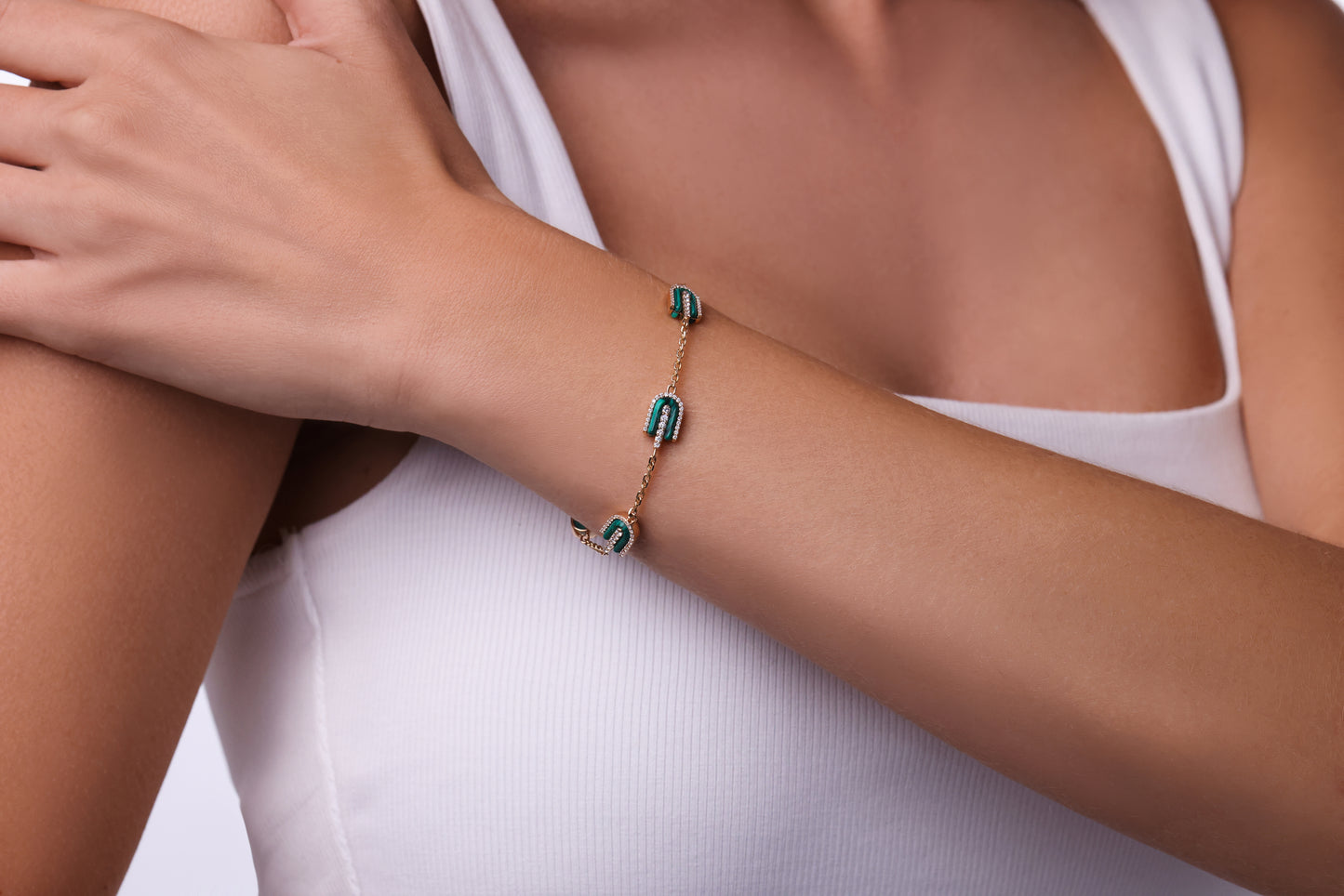 U Chain Bracelet