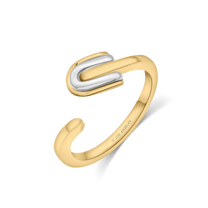 U Solo Twisted Ring