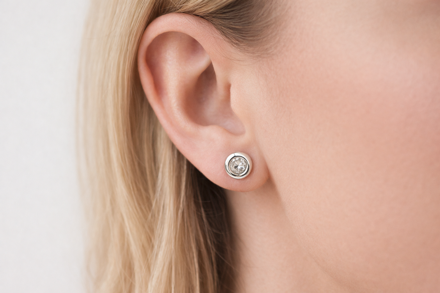 Round Bezel Studs