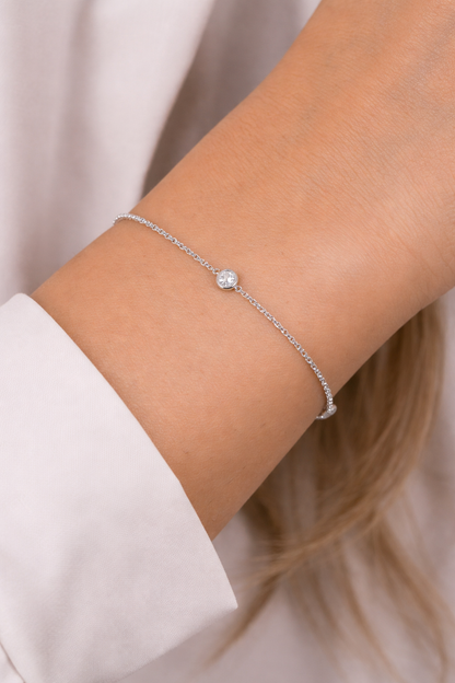Single Diamond Bezel Bracelet