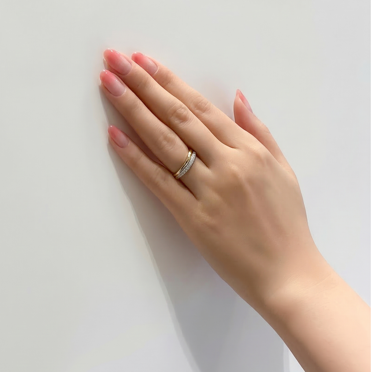 Wavy Diamond Ring