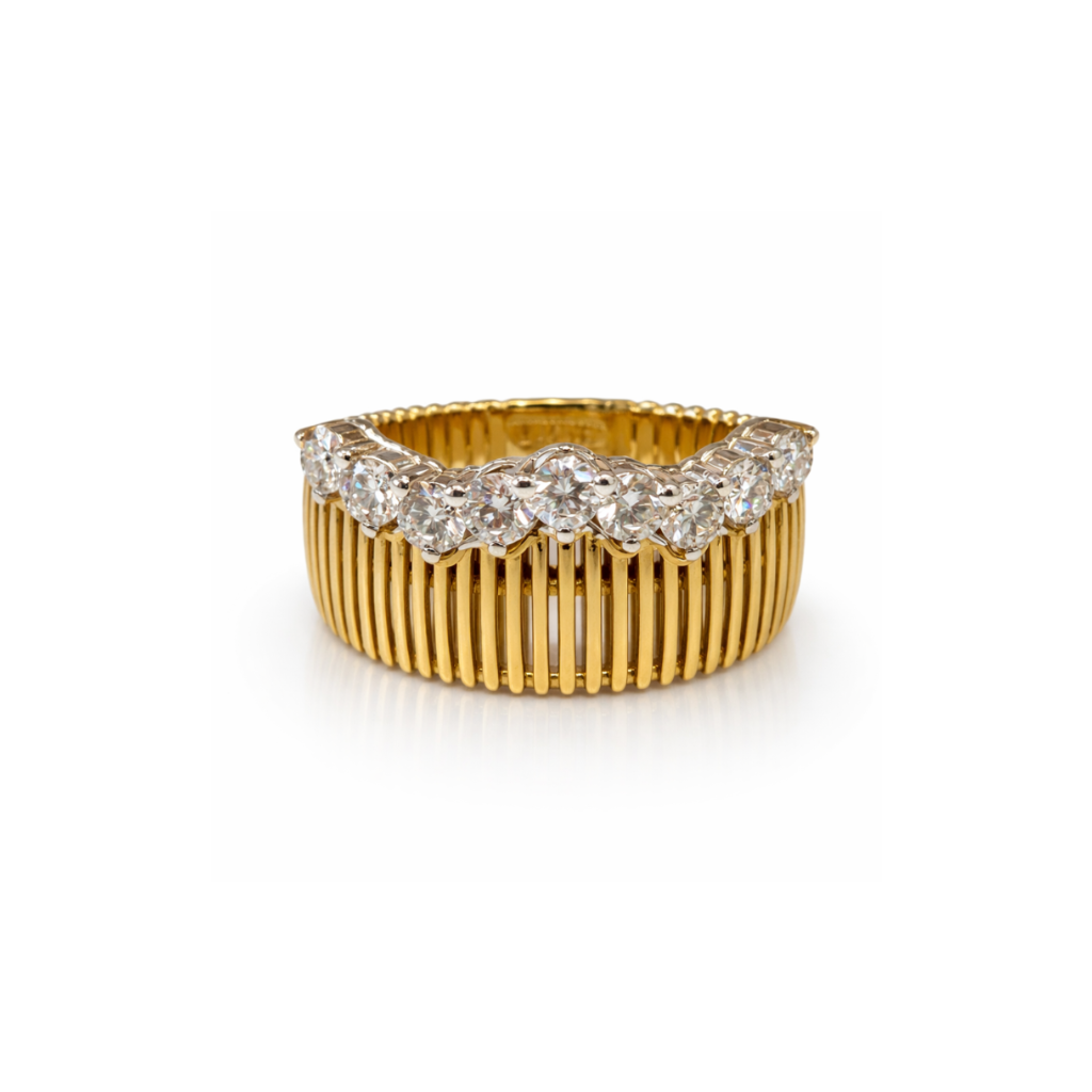 Fluted Diamond Band