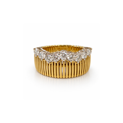 Fluted Diamond Band