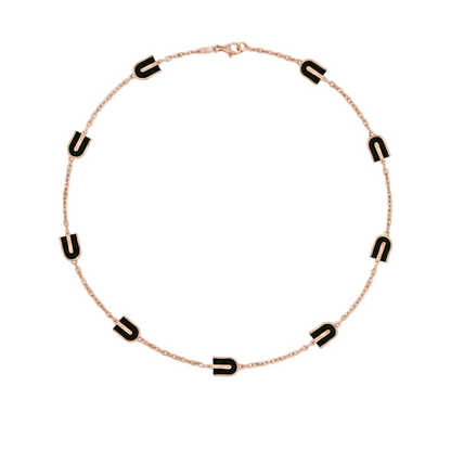 Necklace with black 'U' onyx