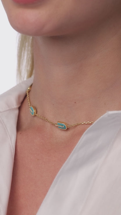 U Chain Necklace